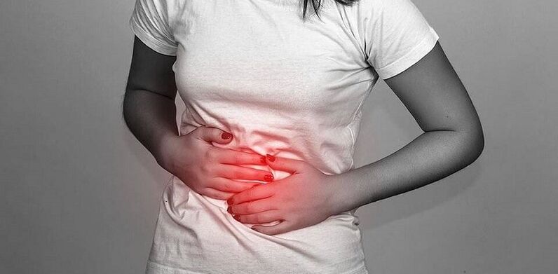 abdominal pain as a symptom of the presence of parasites in the body